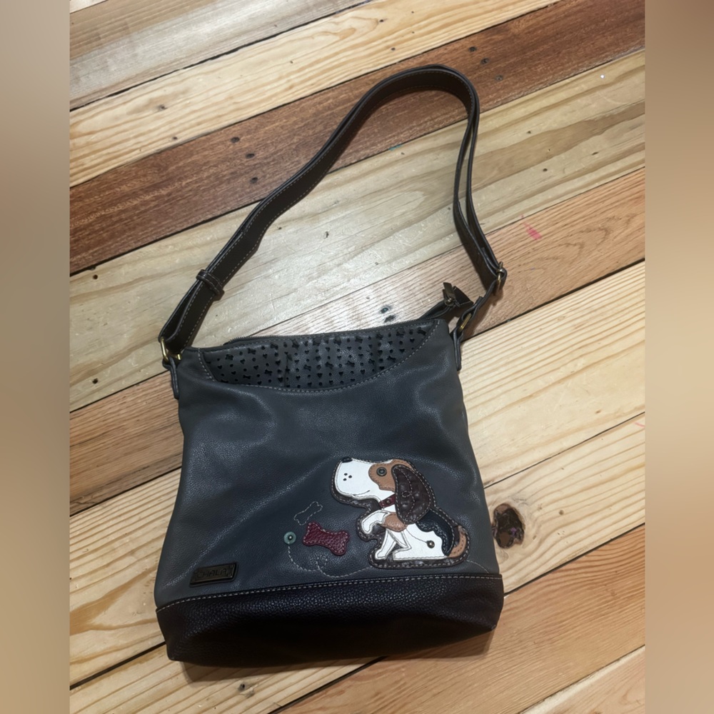 Chala Gray & Brown Dog Appliqué Shoulder Bag